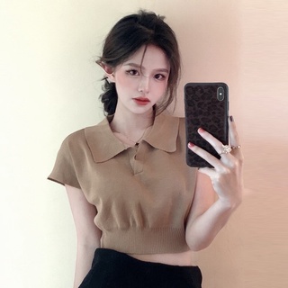 Áo polo nữ dáng croptop phong cách Hàn Quốc