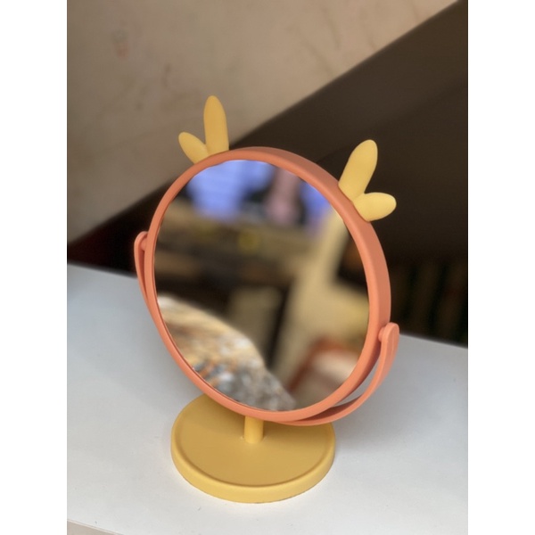 gương để bàn trang điểm