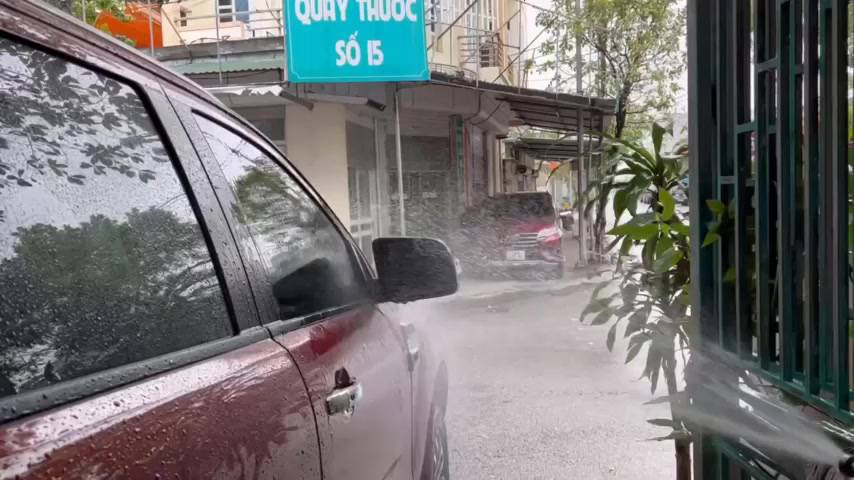 Xịt phủ nano chống bám nước kính Senfineco