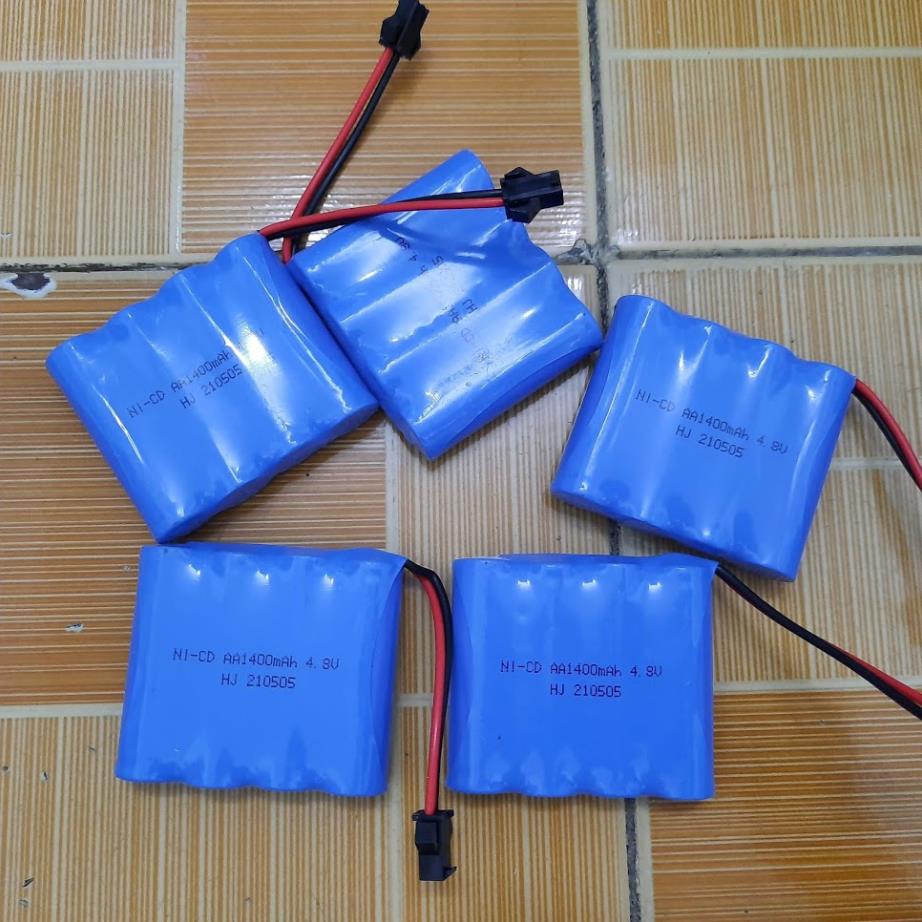 Pin sạc Ni-cd 4.8v 2000mah cổng nối SM cho xe mô hình điều khiển từ xa