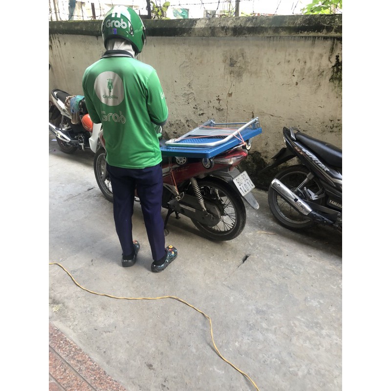 Xe đẩy hàng 4 bánh tải 150kg