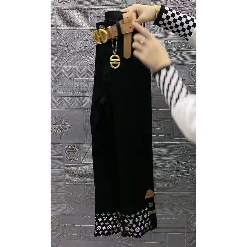 Quần jean ống rộng co giãn lưng cao thêu chân cho phụ nữ vào mùa xuân 2022