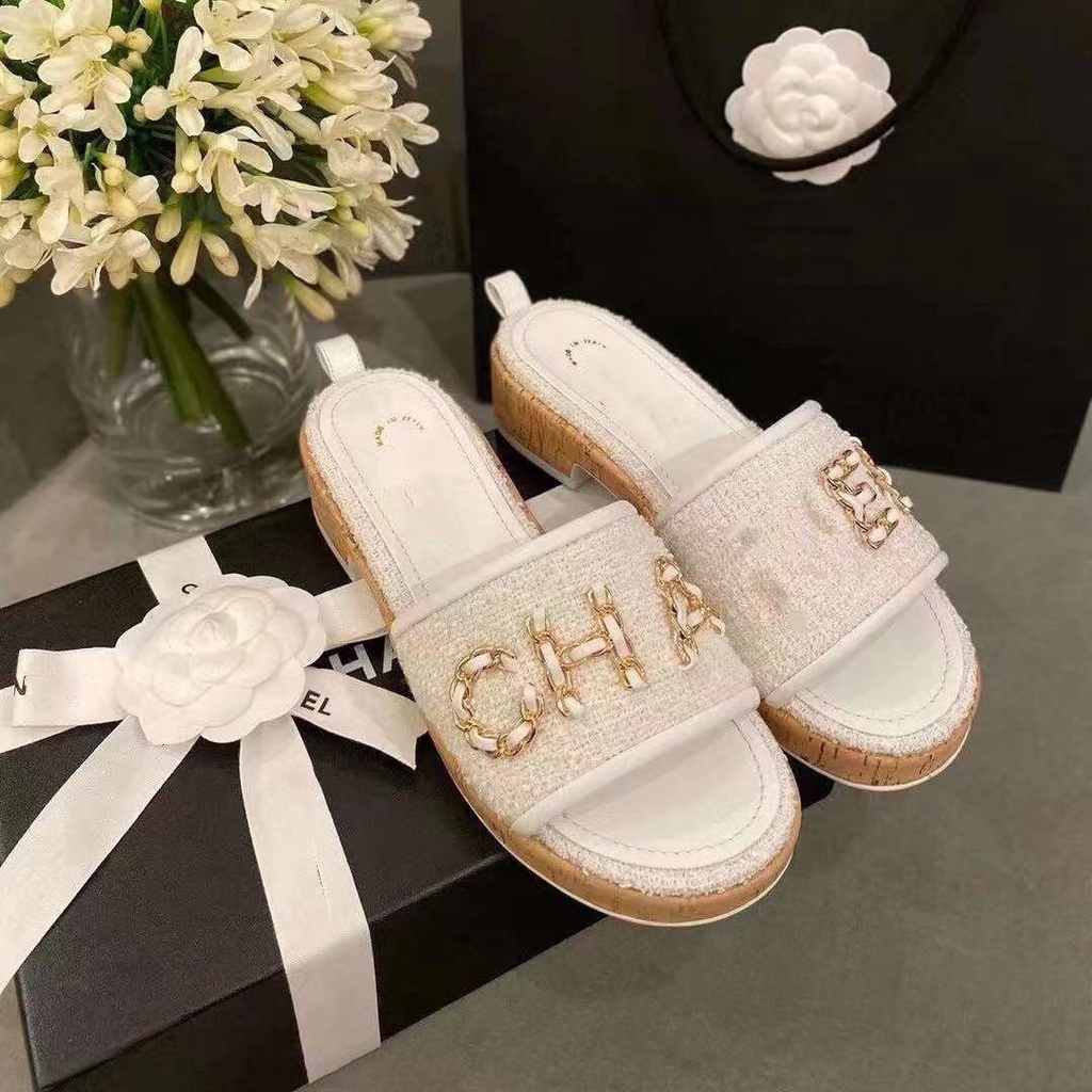 Dép Sandal Đế Dày Thêu Họa Tiết Phong Cách La Mã Thời Trang Xuân Hè 2020 Cho Nữ