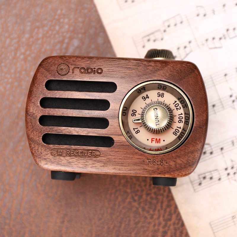 Mini Vintage Retro Wood FM SD MP3 Bluetooth Transistor Rechargeable Radio with Speaker, R818(Walnut Wood)