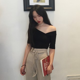 [ Hàng order ] { Có sẵn màu đen } Áo trễ vai chéo croptop body ( Có ảnh thật màu đen )
