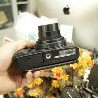 Máy ảnh Compact cao cấp Olympus XZ-2 màn hìn thumbnail
