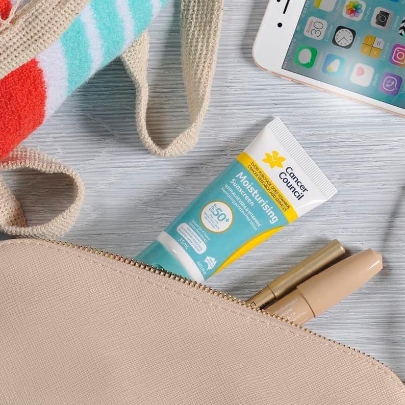 Kem chống nắng Dưỡng ẩm Cancer Council Moisturizing SPF 50+/ PA ++++