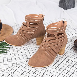 Giày boot cao gót đế vuông nữ