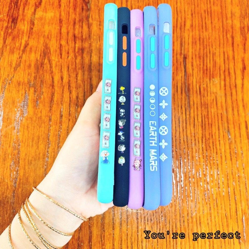 ỐP LƯNG NHÁM HÌNH - BEARBRICK DÒNG xsmax/13mini/13pro/13/13promax