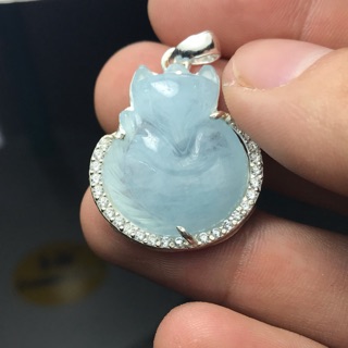 Hồ ly đá aqua đã bọc lên mặt dây kèm dây đeo