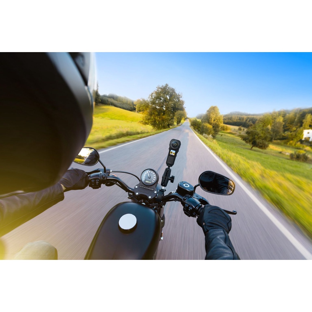 Camera hành trình Insta360 One RS 1-inch 360 Edition