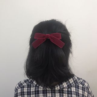 Kẹp nơ nhung đỏ