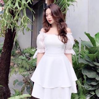 Đầm trắng tầng tay voan (kèm hình thật)
