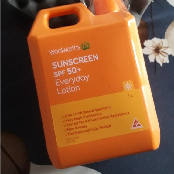 CHAI 1 LÍT - Kem Chống Nắng Woolworths Everyday Sunscreen SPF50+ Úc 1000ML - KEM CHỐNG NẮNG BODY TOÀN THÂN