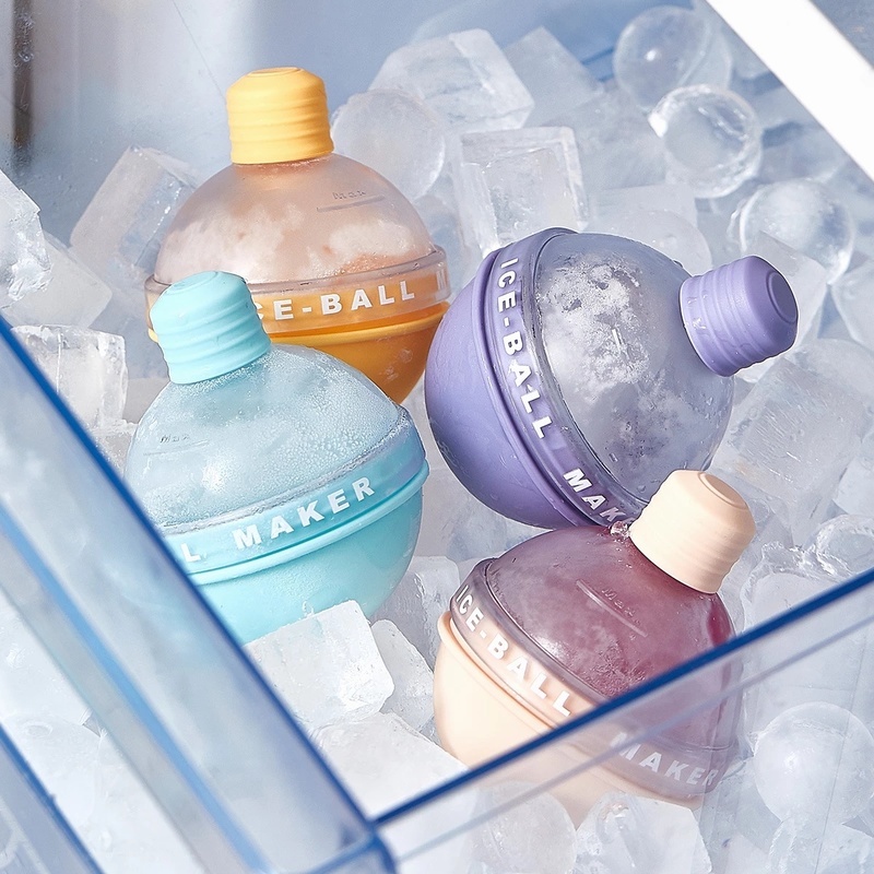 Khuôn Silicone Làm Đá Hình Cầu 4 Màu Nhanh Chóng Tiện Dụng