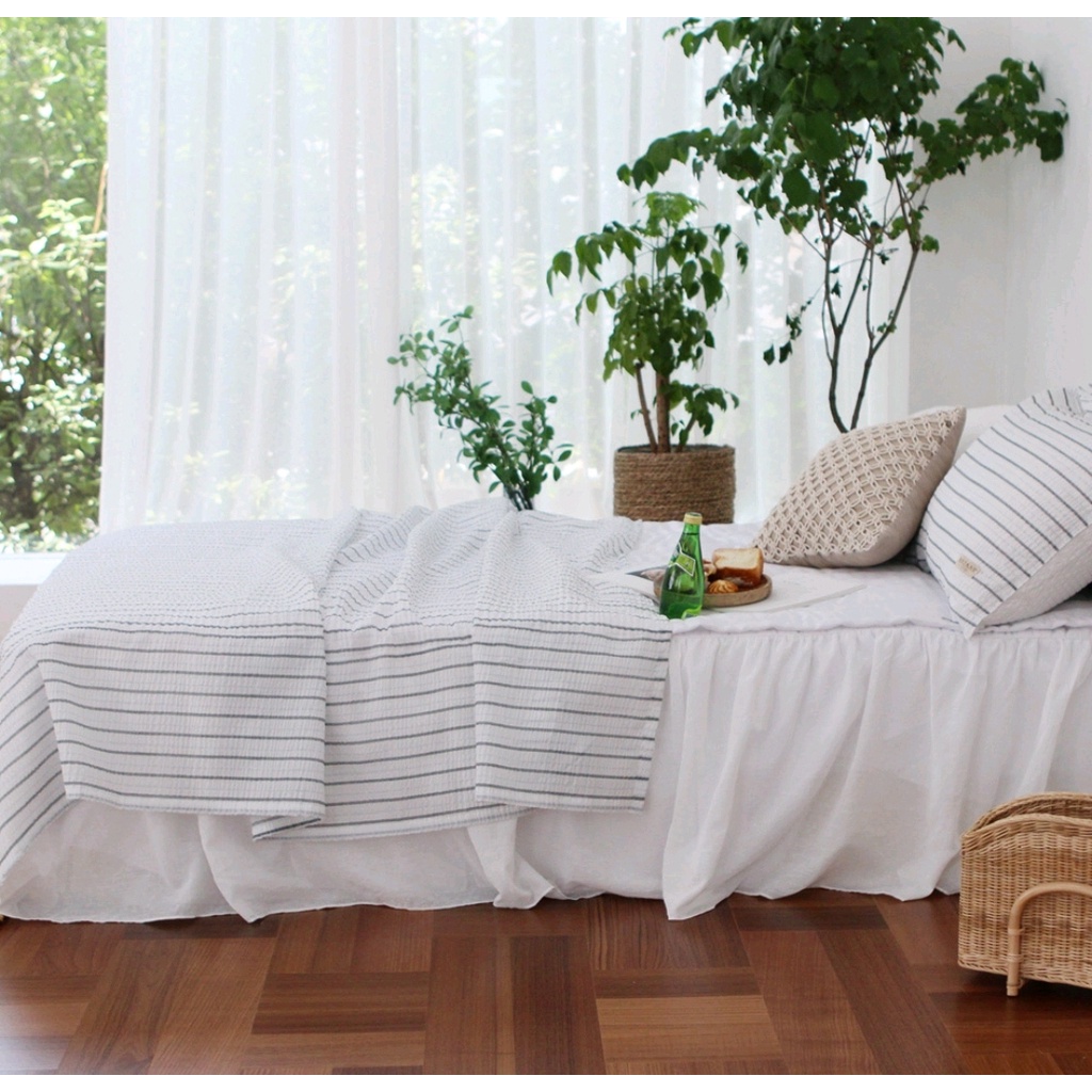 Chăn Mỏng Nhẹ Mát Mẻ Mùa Hè  Sản Xuất Tại Hàn Quốc Vào Mùa Hè