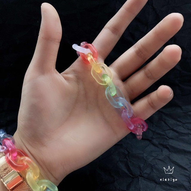 Vòng Đeo Tay Nhựa Acrylic Trong Suốt Màu Sắc Cầu Vồng Thời Trang Phong Cách Hàn Quốc
