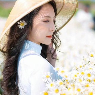 Nón lá chụp ảnh áo dài mẫu 1 giá rẻ