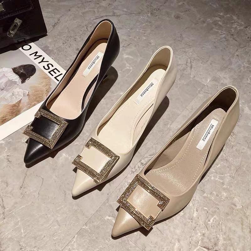 Giày Cao gót Jin khóa C Màu Đen/Trắng-Giày Công sở Gót nhọn 6-7cm SP331