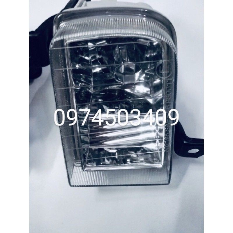 Đèn gầm ô tô Toyota Hiace  đời cao