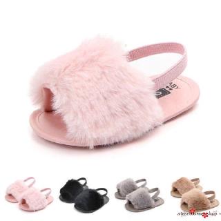 Giày sandal dễ thương cho bé gái