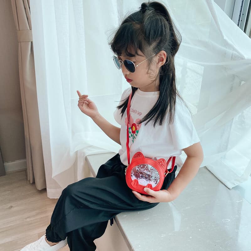 TÚI ĐEO CHÉO HÌNH MÈO KITTY CHO BÉ GÁI ĐI CHƠI CHÚC TẾT TÚI ĐEO VỚI TRANG PHỤC TẾT CHO BÉ