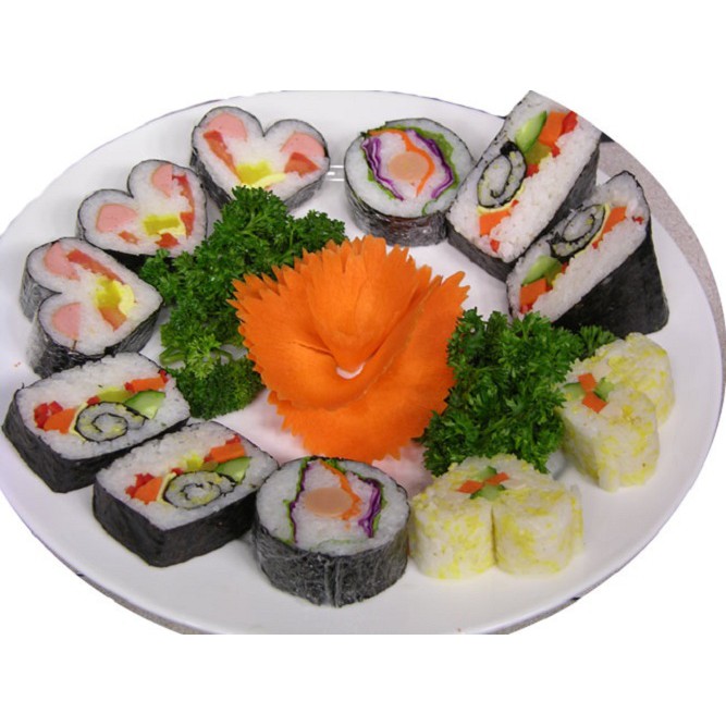 KHUÔN SUSHI NHỰA CAO CẤP HÌNH TRÁI TIM  23 cm x 7 cm x 7 cm