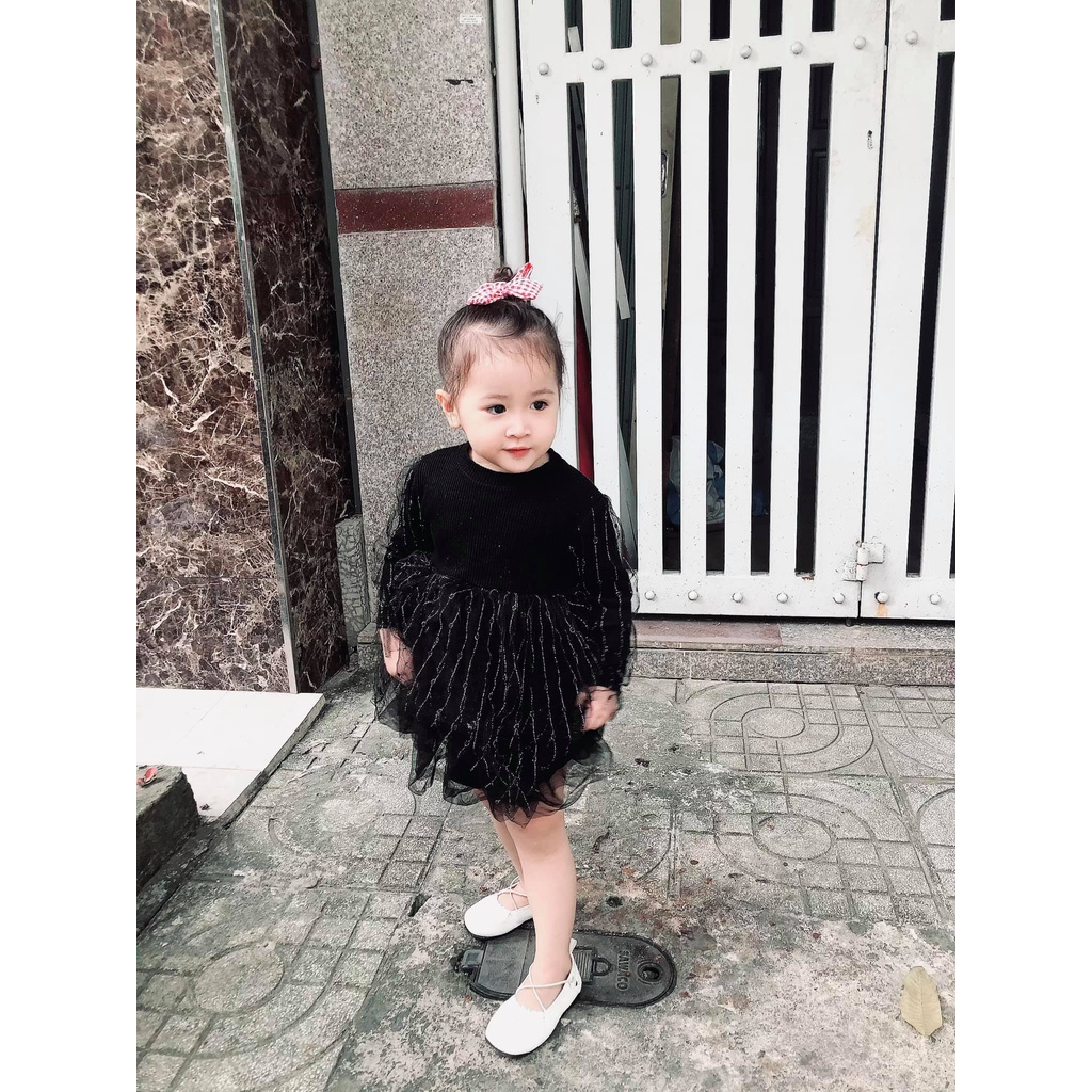 Váy hai màu hồng đen cực xinh cho bé