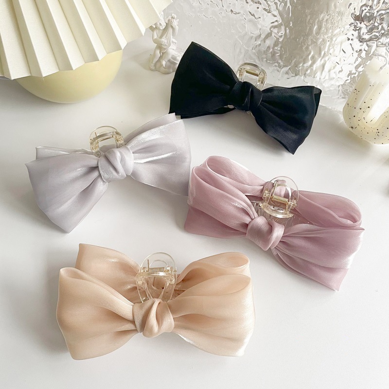 Kẹp Tóc Nơ Màu Đen Bằng Lụa Satin Đính Ngọc Trai Siêu Cổ Tích