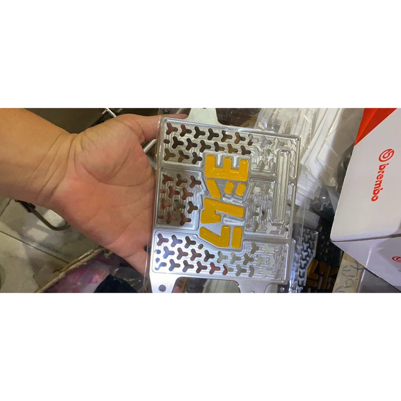 Che két nước nhôm CNC logo Yoshimura
