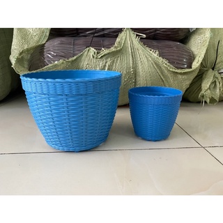 Chậu nhựa đan mây