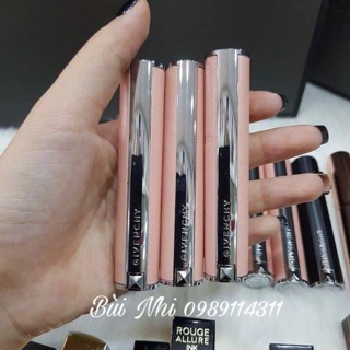 Son dưỡng Givenchy