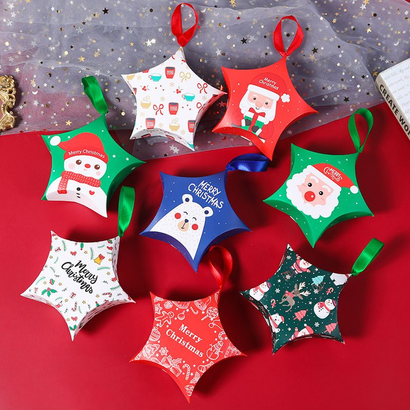(63k/10 hộp) Hộp giấy gói kẹo GIÁNG SINH Christmas Noel handmade + ruy băng buộc kèm, size 7.5x7.5cm ngẫu nhiên quà tặng