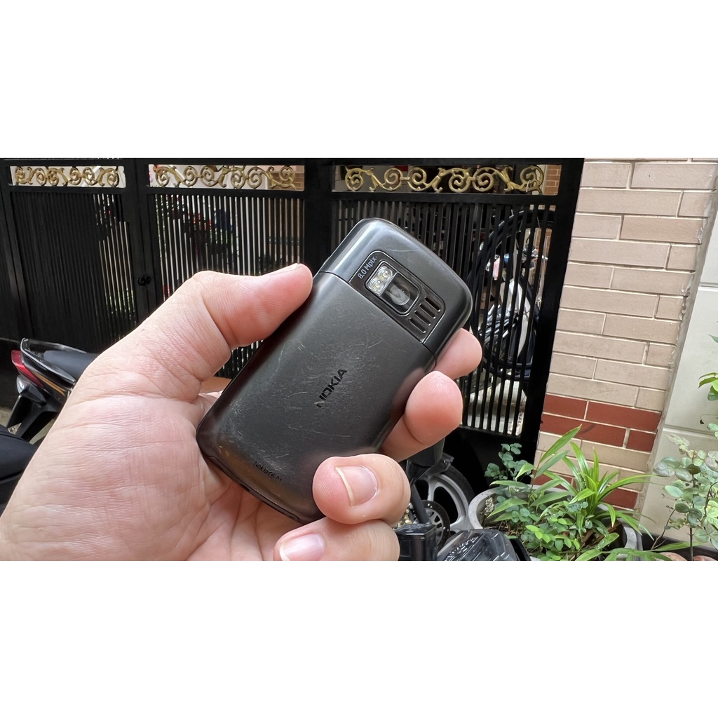 Điện thoại Nokia C6-01 chính hãng