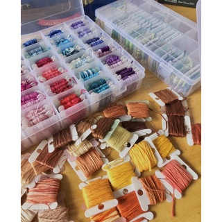 HỘP  36 NGĂN +80 bobin hoặc 18 ngăn + 80 bobbin