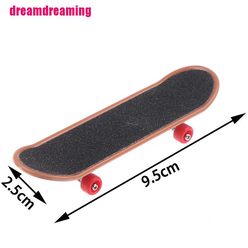 Ván Trượt Ngón Tay Mini Bằng Nhựa In Họa Tiết Nhiều Kiểu Dáng