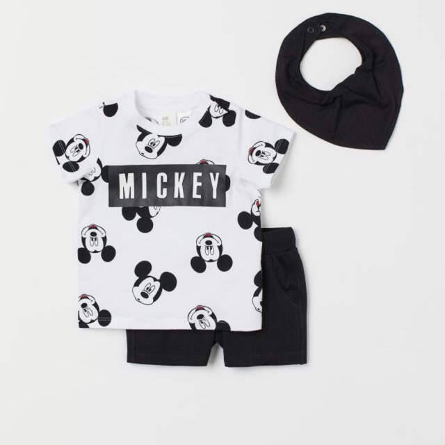 Bộ bé trai Mickey kèm yếm cổ