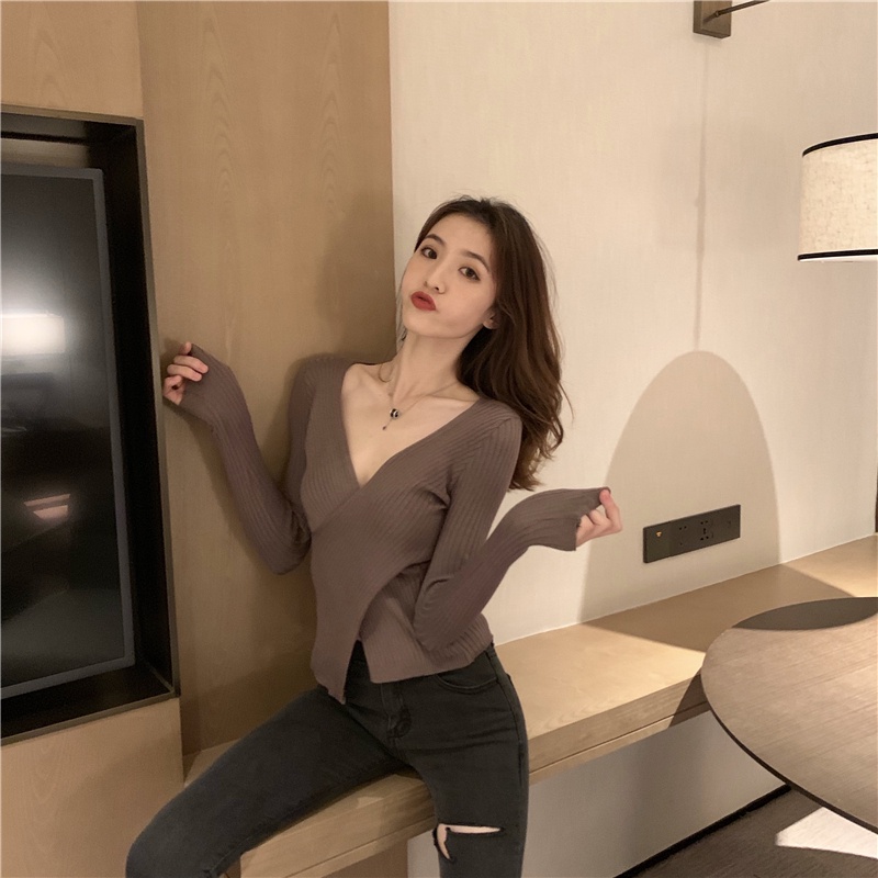 Áo Len Dệt Kim Mỏng Cổ Chữ V Mới Của Phụ Nữ Mùa Thu Phong Cách Hàn Quốc Thời Trang Mỏng Gợi Cảm Top