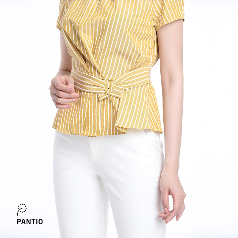 Áo sơ mi nữ chất liệu vải linen, dáng ôm ngắn tay đai nhấn phần eo FAS32800 - PANTIO