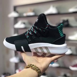Giày thể thao Adidas EQT giá 650k