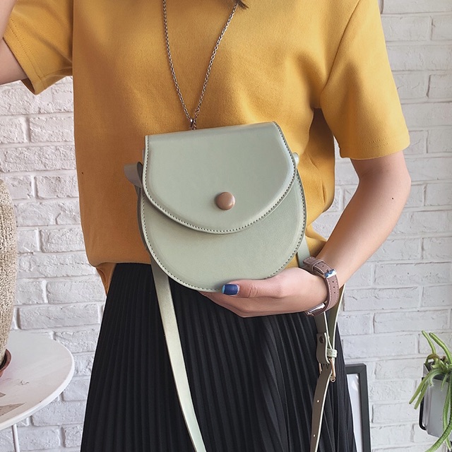 Túi da trơn bán nguyệt cúc tròn vintage hottrend