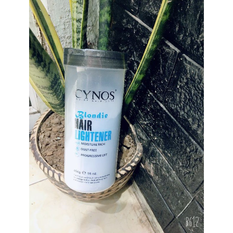 Bột Tẩy Cynos không rát da đầu 1 đập lên tông 9-10,tẩy chuyên salon