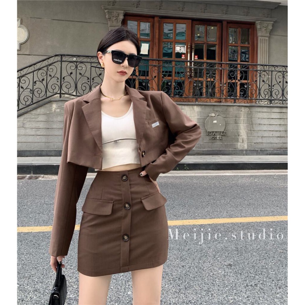 SET áo vest form croptop phối chân váy ôm 3 nút túi giả màu nâu có tách lẻ | hàng order thường về sớm hơn dự kiến ko hủy
