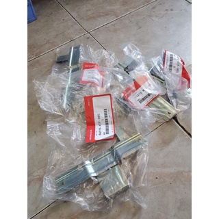 Giữ bình ắc  qui zin nhập ý  sh 2006-2012