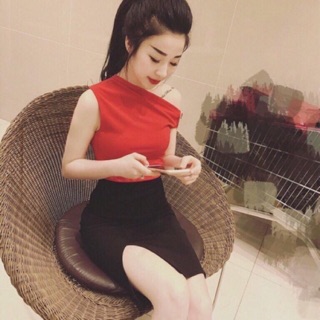 Set áo lệch vai chân váy kẻ- kèm quà