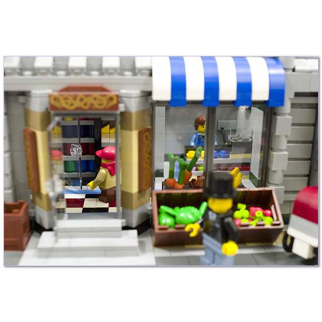 Lego 10185 Creator - Tiệm tạp hóa