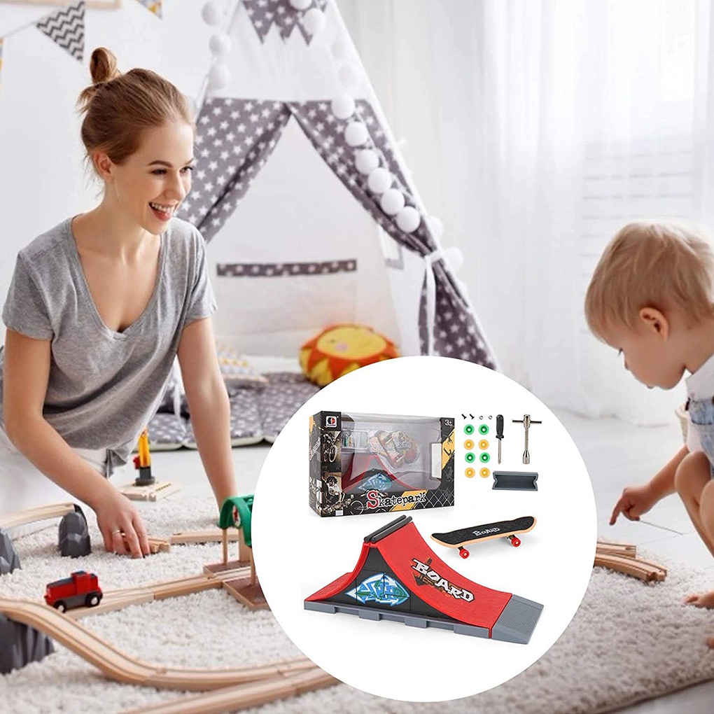 Bộ cho bé trai  Ván Trượt Ngón Tay Mini Bằng Nhựa
