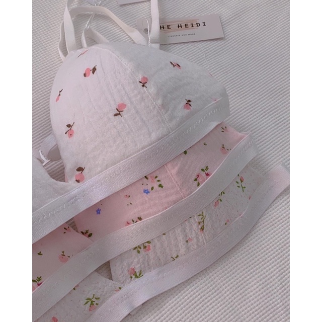 Áo bralette Mad Colours Hoa nhí thô xốp, xô musline mềm  mịn tone màu pastel - Hàng hanmade - The Heidi