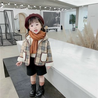 Áo khoác B.B.R mẫu mới ạ , mặc được 2 mặt luôn nha