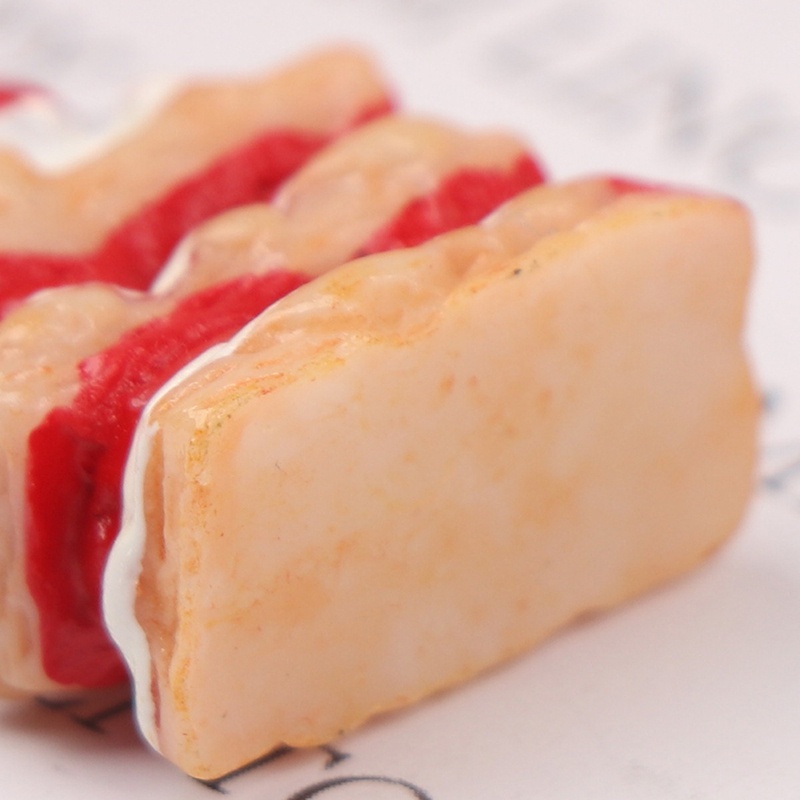 Bộ 2 Bánh Kem Dâu Mini Tỉ Lệ 1: 12 Dùng Trang Trí Nhà Búp Bê